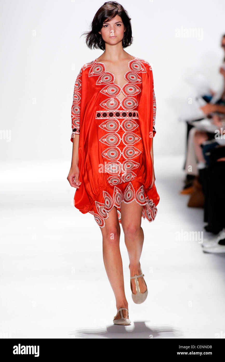 Bcbg runway dress hotsell