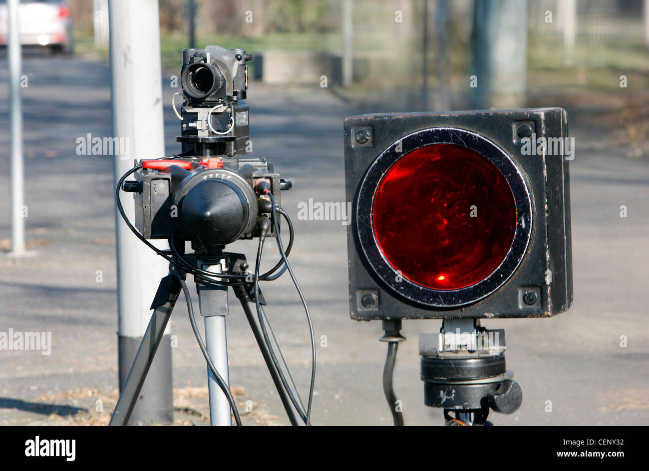 Geschwindigkeitsmessgerät hi-res stock photography and images - Alamy