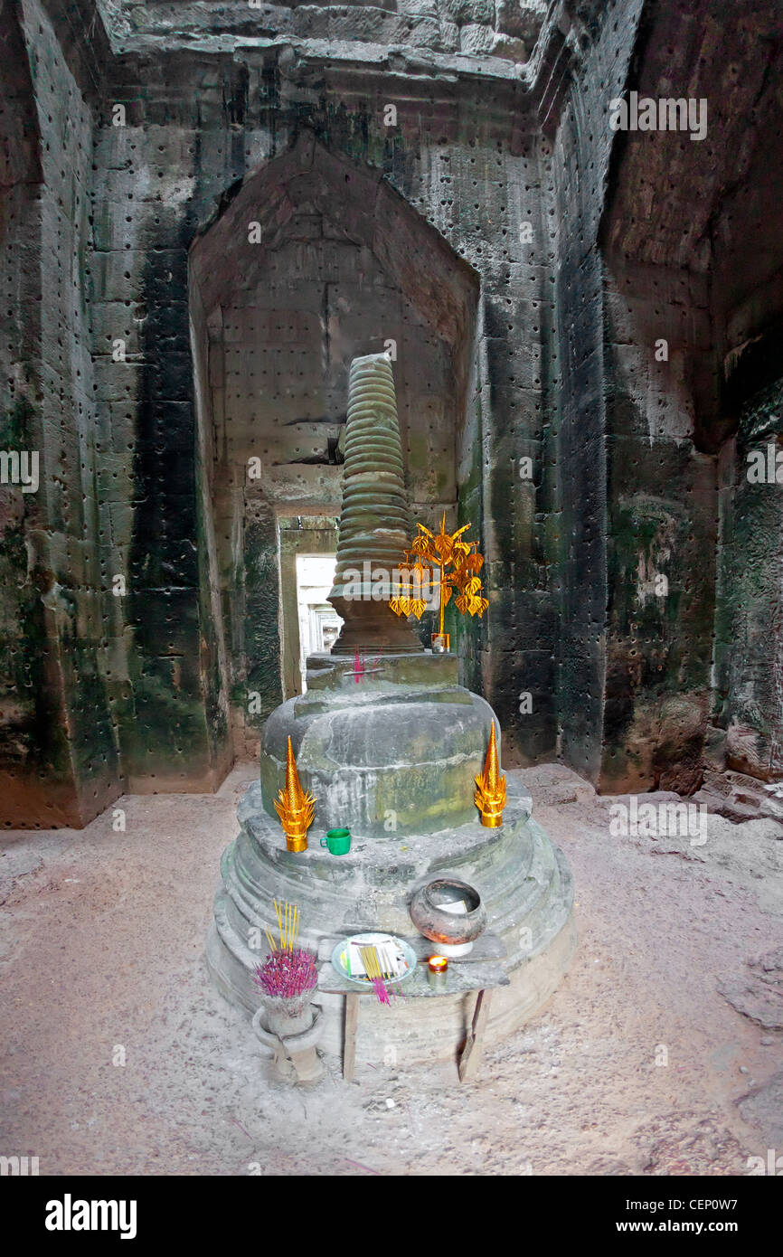 Holy sanctuary in Prasat Bayon of Angkor complex, Siem Reap, Cambodia Stock Photo