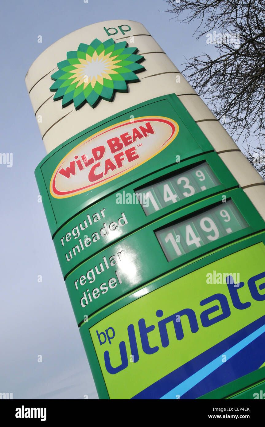 High price petrol diesel fuel M1 Motorway services Watford Gap Services