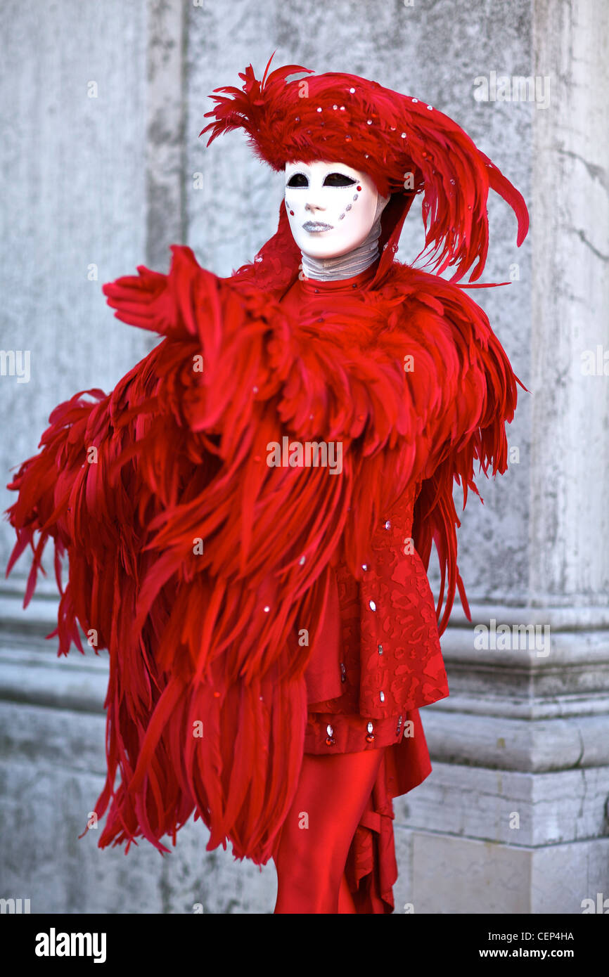 Masked revellers at the Venice Carnival in Italy Stock Photo - Alamy