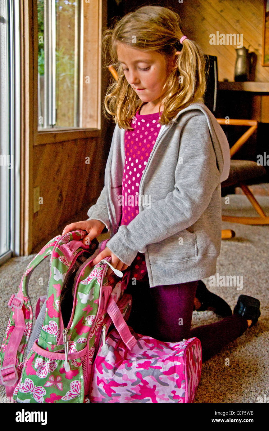 Backpack for 6 year old girl sale