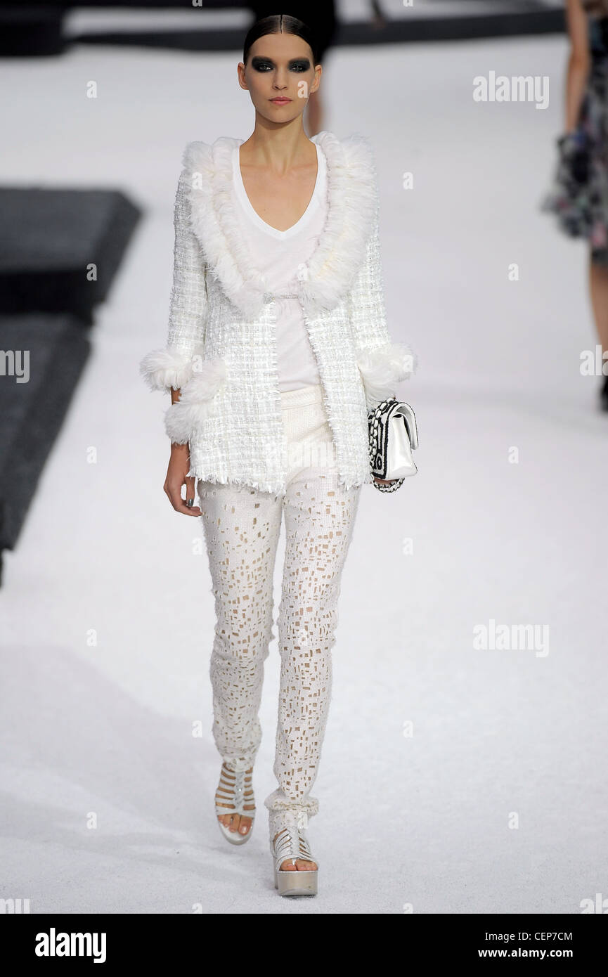 Chanel spring 2011 hi-res stock photography and images - Alamy