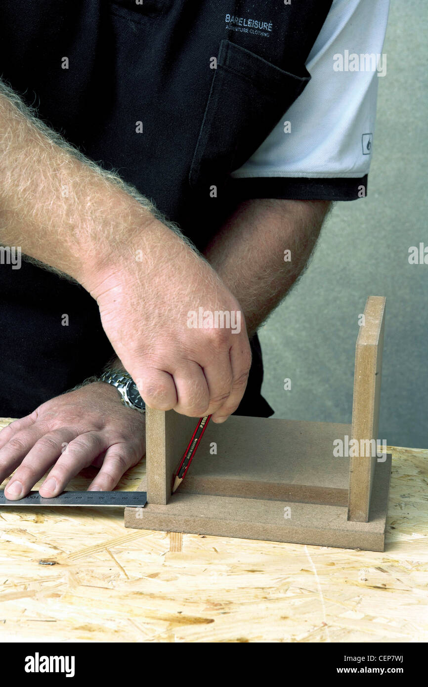 musicthe-masses-make-your-own-cd-and-dvd-storage-rack-step-turn-side