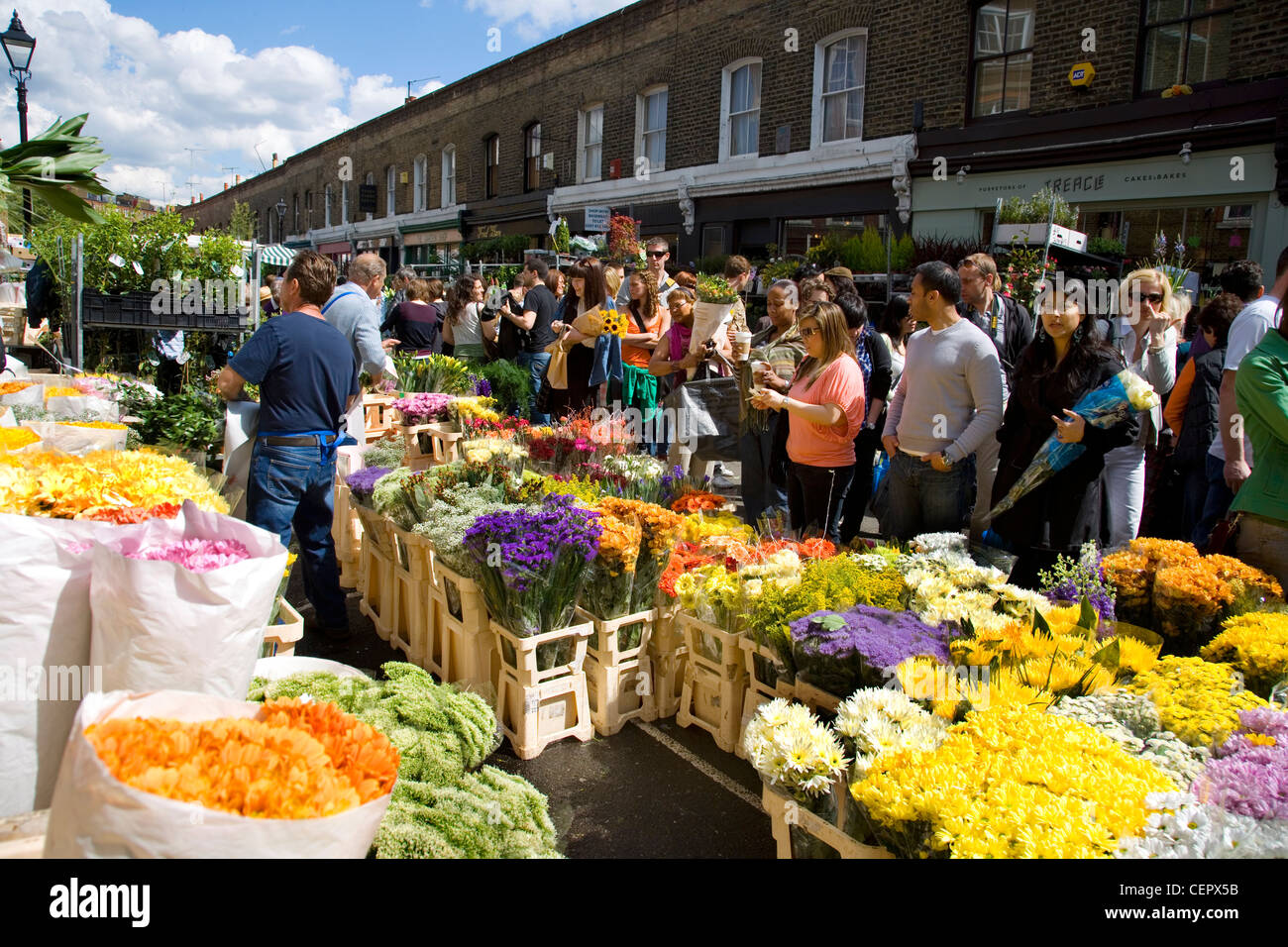 Columbia Road packed with people at the Columbia Road flower market held every Sunday. Stock Photo