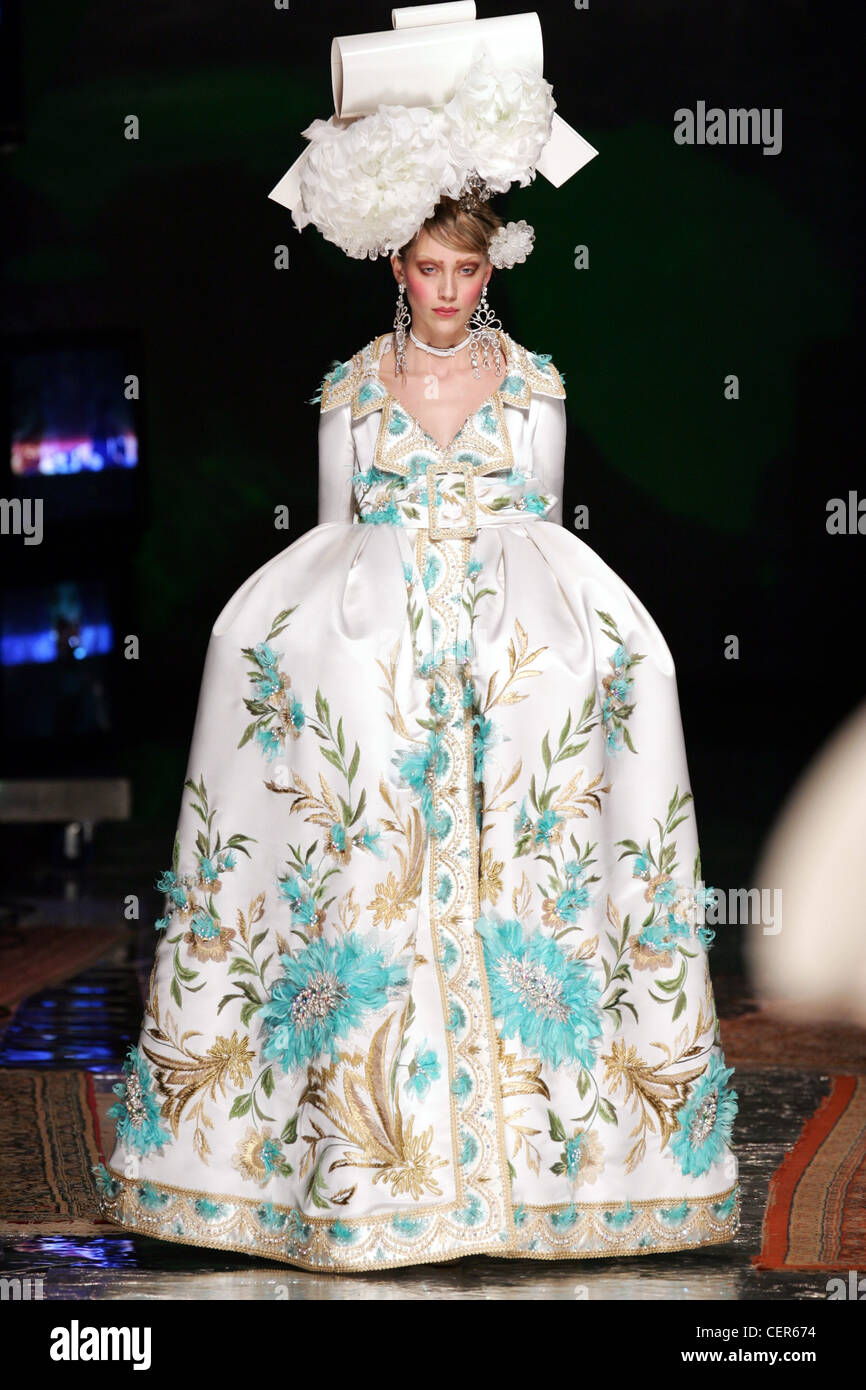 MidLength Dress White Cotton and Silk Poplin with Multicolor Dior Petites  Fleurs Motif  DIOR HU