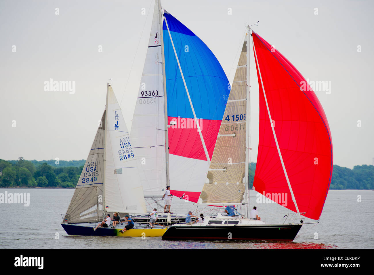 Water sea boats hires stock photography and images Alamy