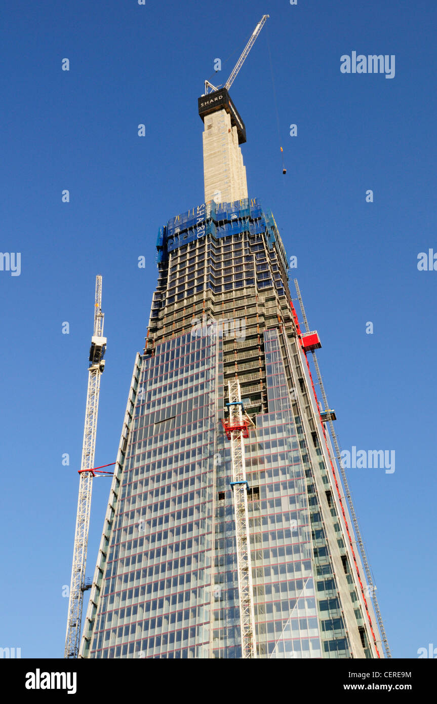 Shard London Bridge under construction in Southwark. The building is due for completion in 2012 and will be the tallest building Stock Photo