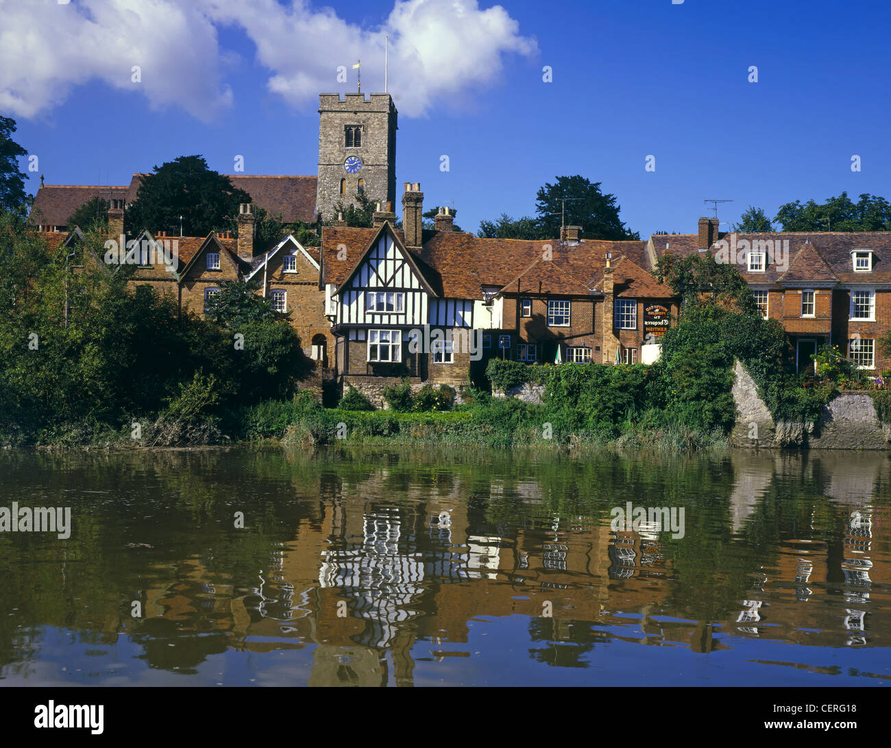 Banks of river medway hires stock photography and images Alamy