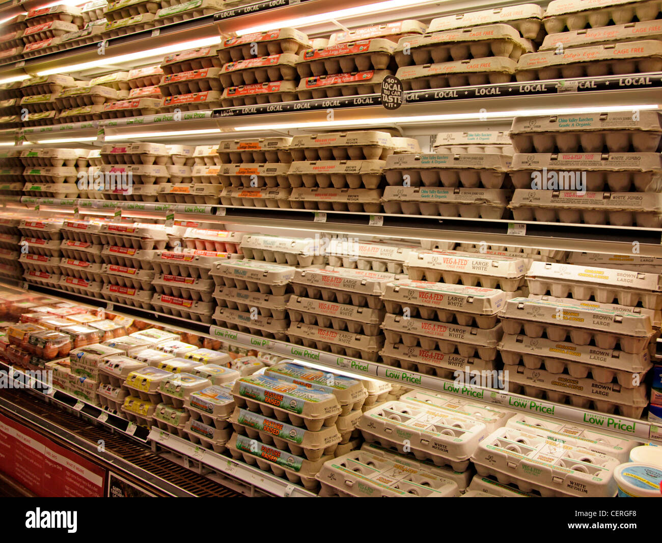 Eggs Supermarket High Resolution Stock Photography and Images Alamy