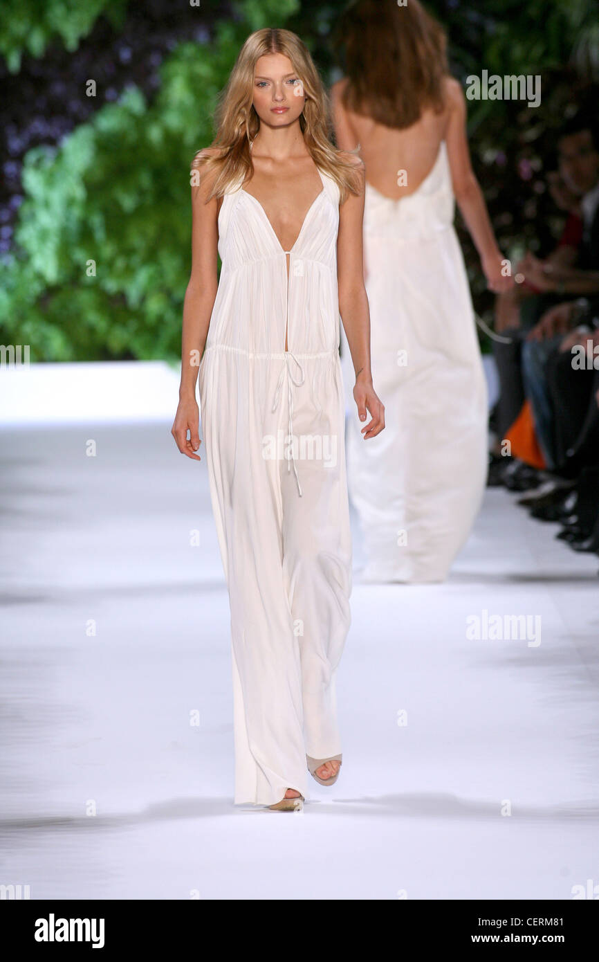Stella McCartney Paris Ready to Wear Spring Summer Strappy white jumpsuit  with drawstring waist Stock Photo - Alamy