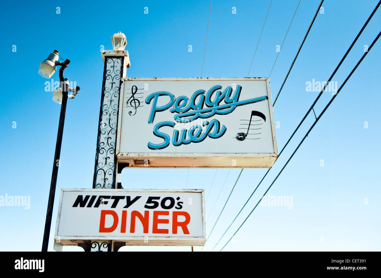 Peggy Sue's 50's Diner, 35654 Yermo Road, Yermo, CA 92398 Stock Photo