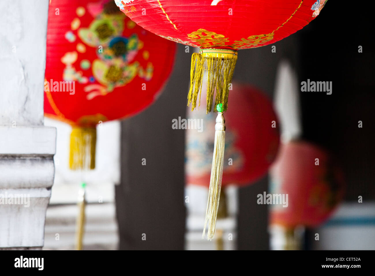 Chinese lanterns hi-res stock photography and images - Alamy