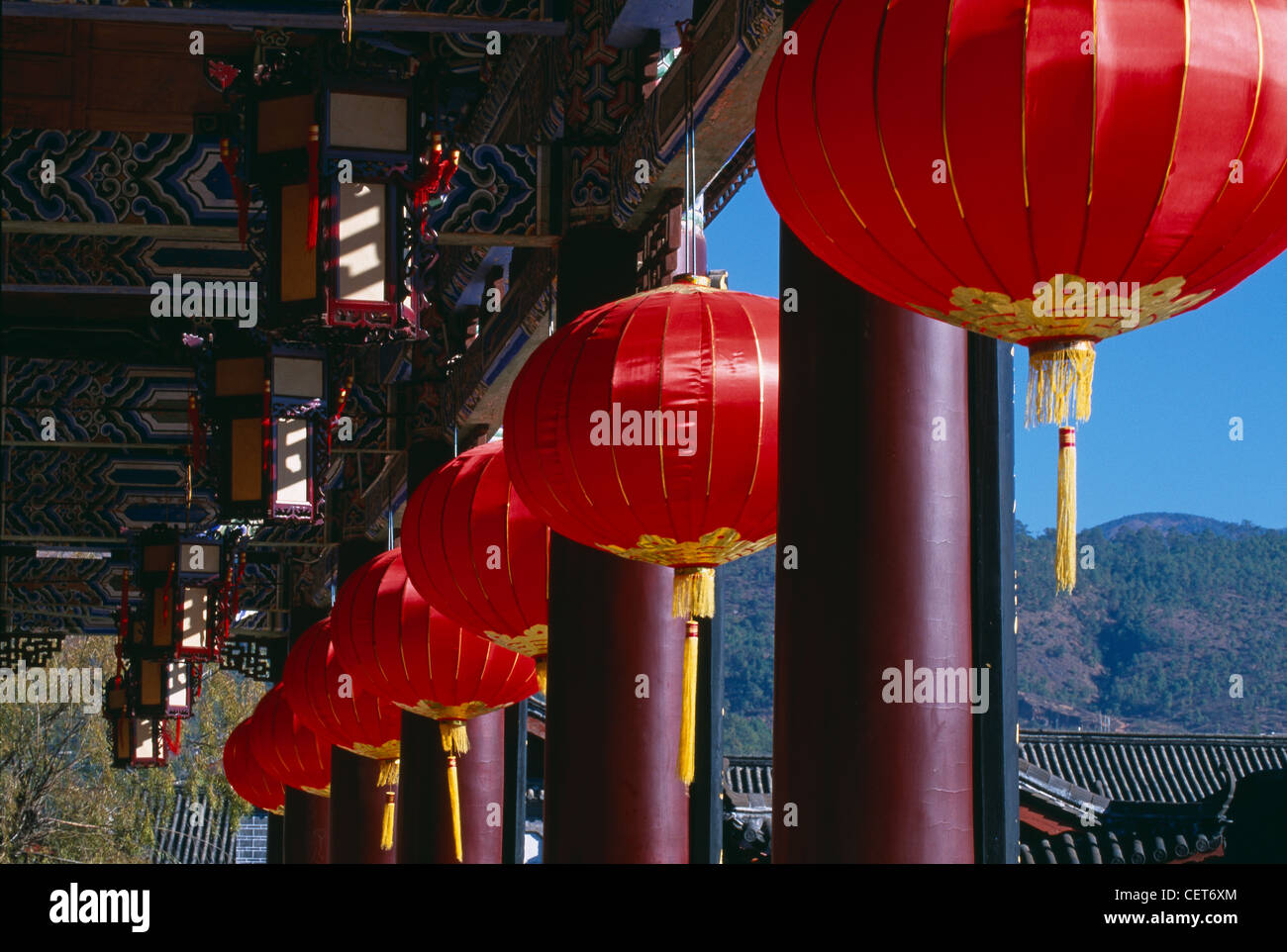 Historical lanterns hi-res stock photography and images - Alamy
