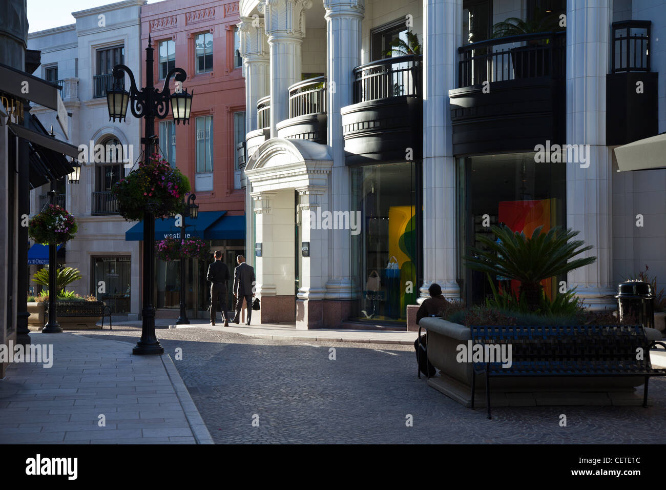 Beverly Hills Usa May 2020 Luxury Retail Stores Rodeo Drive – Stock  Editorial Photo © MSPhotographic #372458790