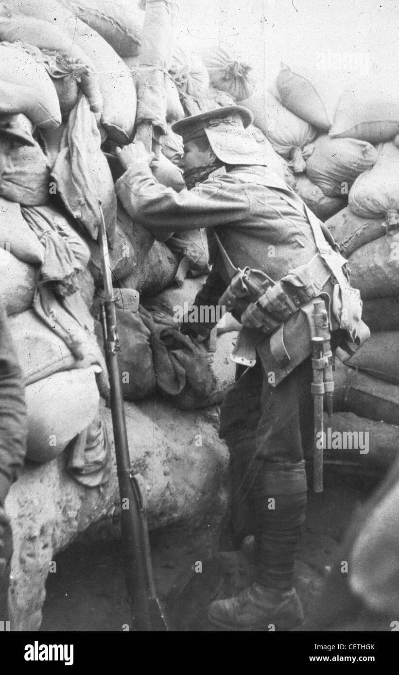 A khaki clad sailor of the Royal Naval Division in a trench at Gallipoli during WW1 Stock Photo