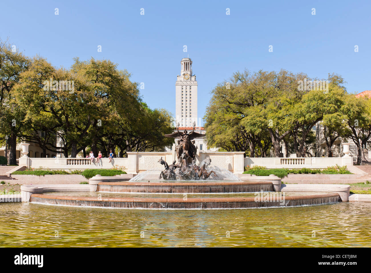 Main building, Tower, Littlefield Fountain, Texas University Austin, TX Stock Photo Alamy
