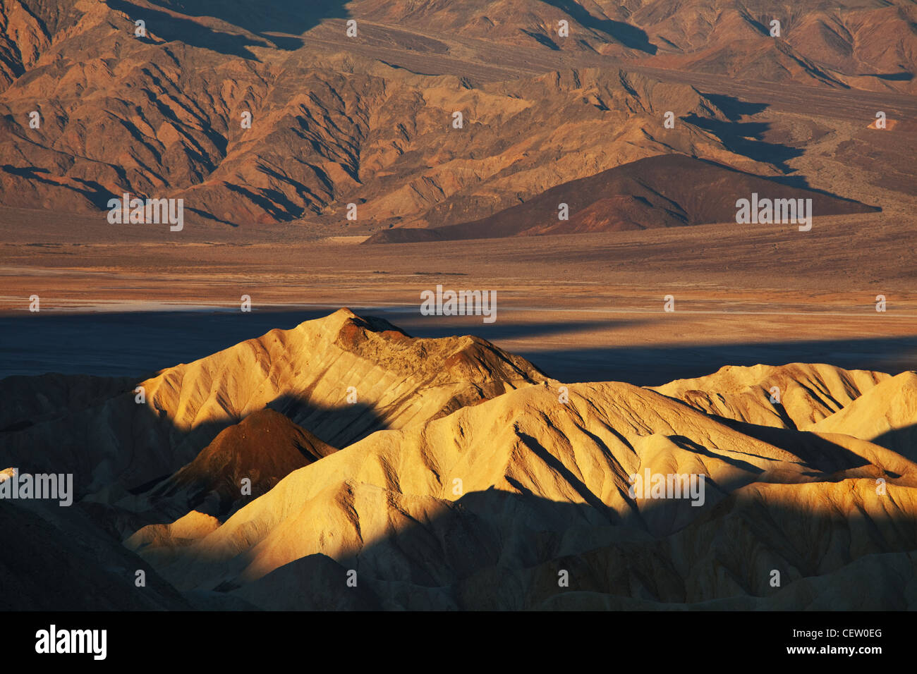 Death valley at sunrise hi-res stock photography and images - Alamy