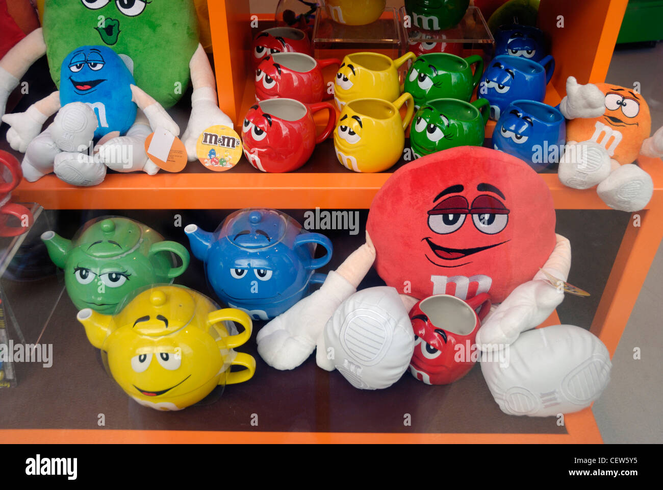 M and ms world hi-res stock photography and images - Alamy