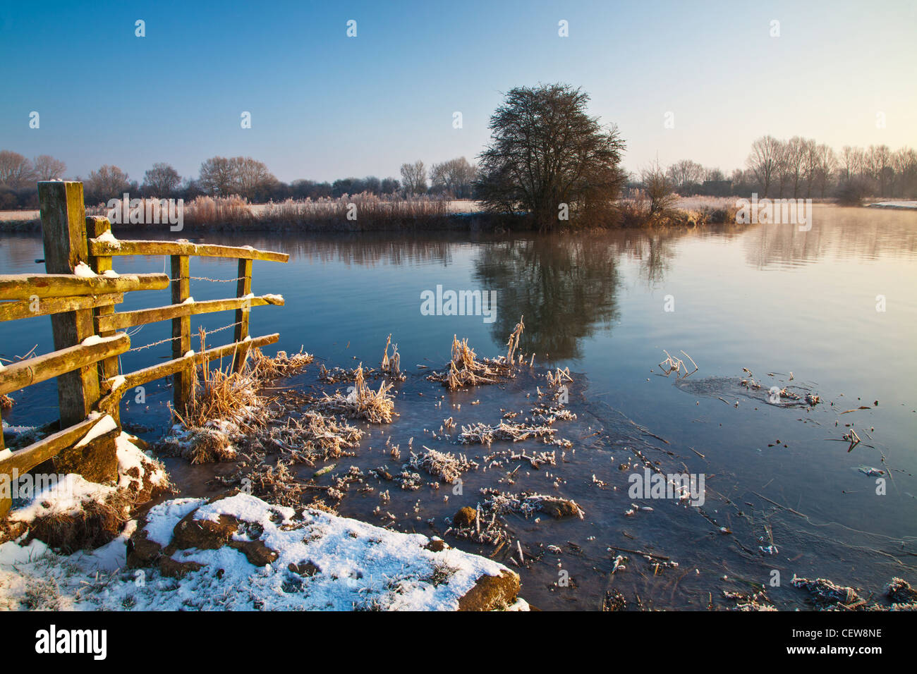 A frosty Cotswold winter morning on the River Thames at Lechlade, Gloucestershire, England, UK Stock Photo