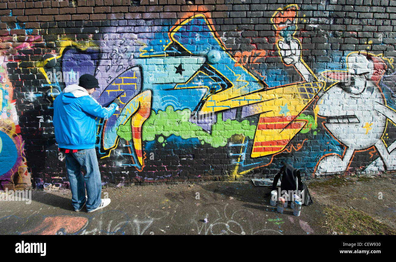 graffiti wall Newcastle upon Tyne Stock Photo Alamy