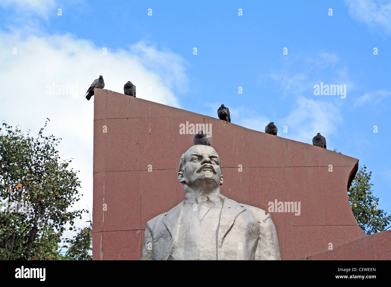 Monument arm hi-res stock photography and images - Alamy