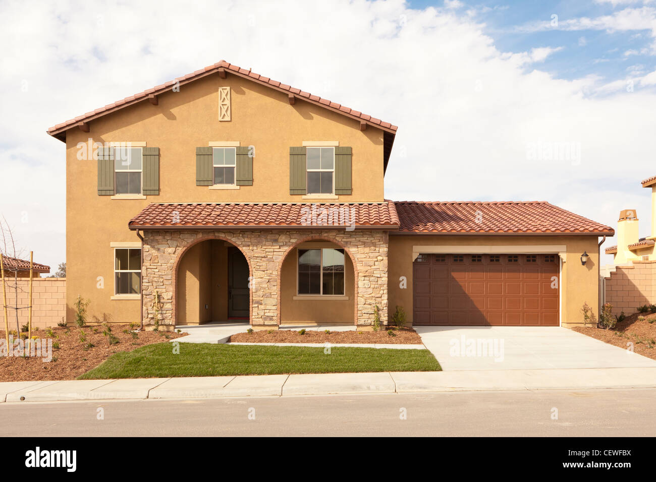 A Newly Constructed Modern Home Facade and Yard Stock Photo - Alamy