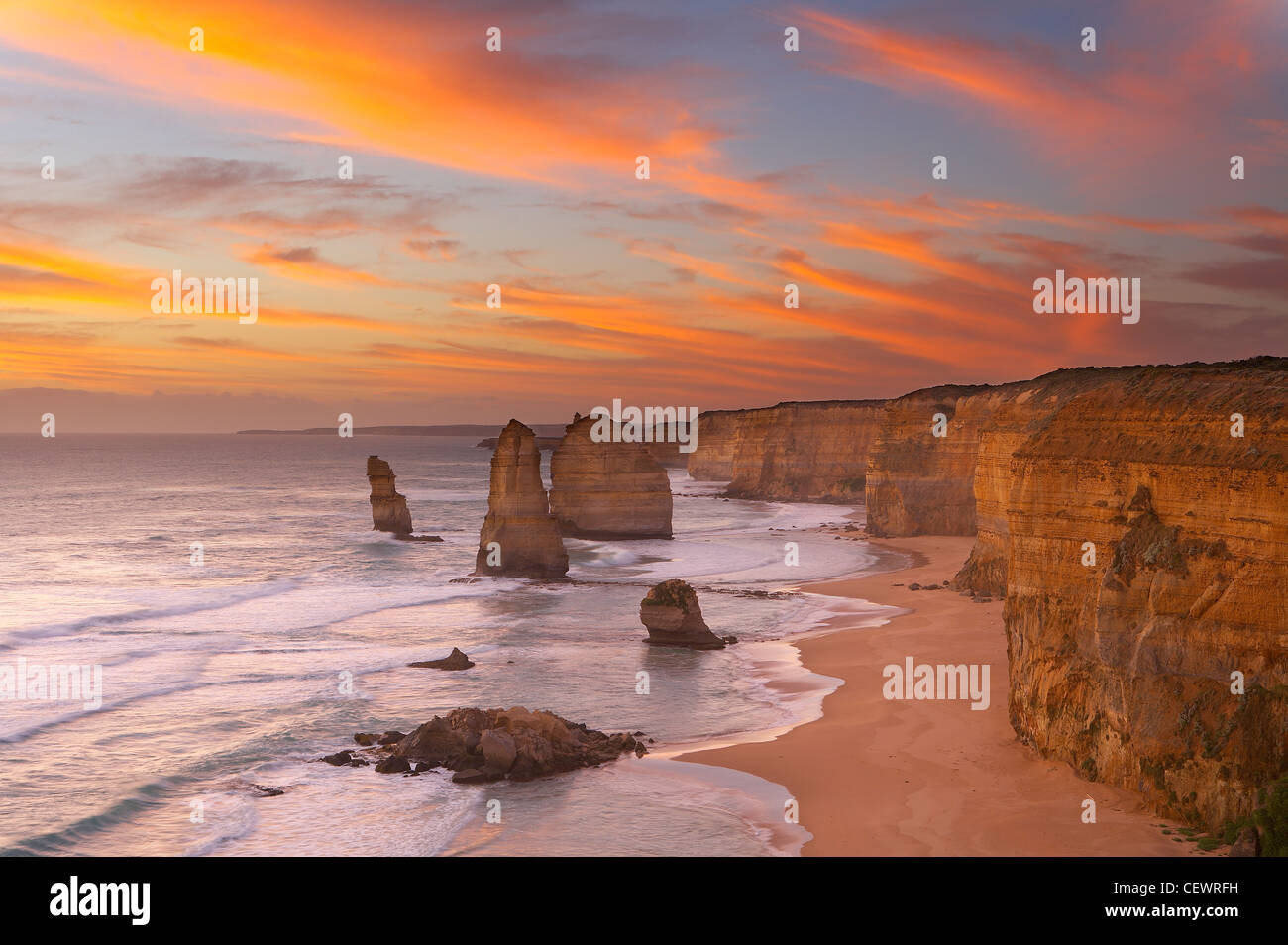 the eroded coastline of the Twelve Apostles at dusk, Port Campbell National Park, Great Ocean Road, Victoria, Australia Stock Photo