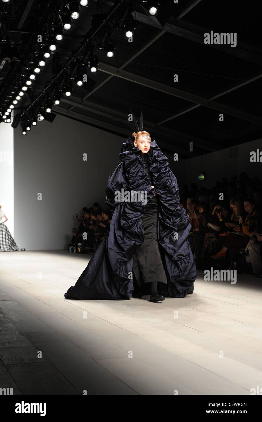 London Fashion Week Runway - Antoni Alison Designer AW 2012/13 at BFC ...