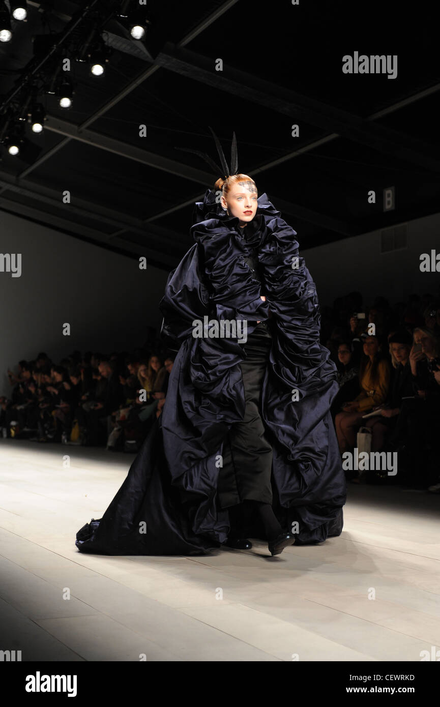 London Fashion Week Runway - Antoni Alison Designer AW 2012/13 at BFC ...
