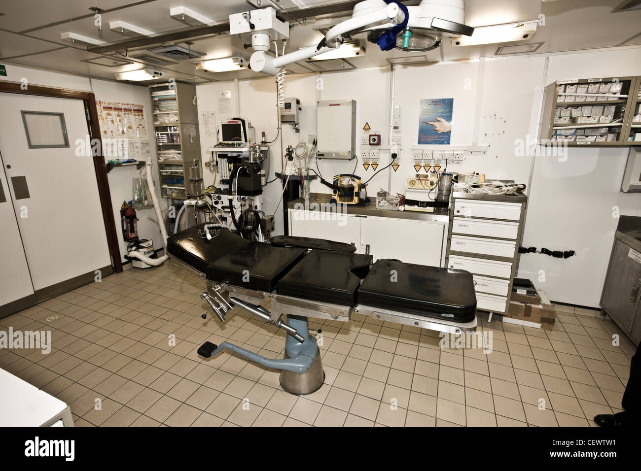 Medical room on naval aircraft carrier HMS Illustrius Stock Photo Alamy