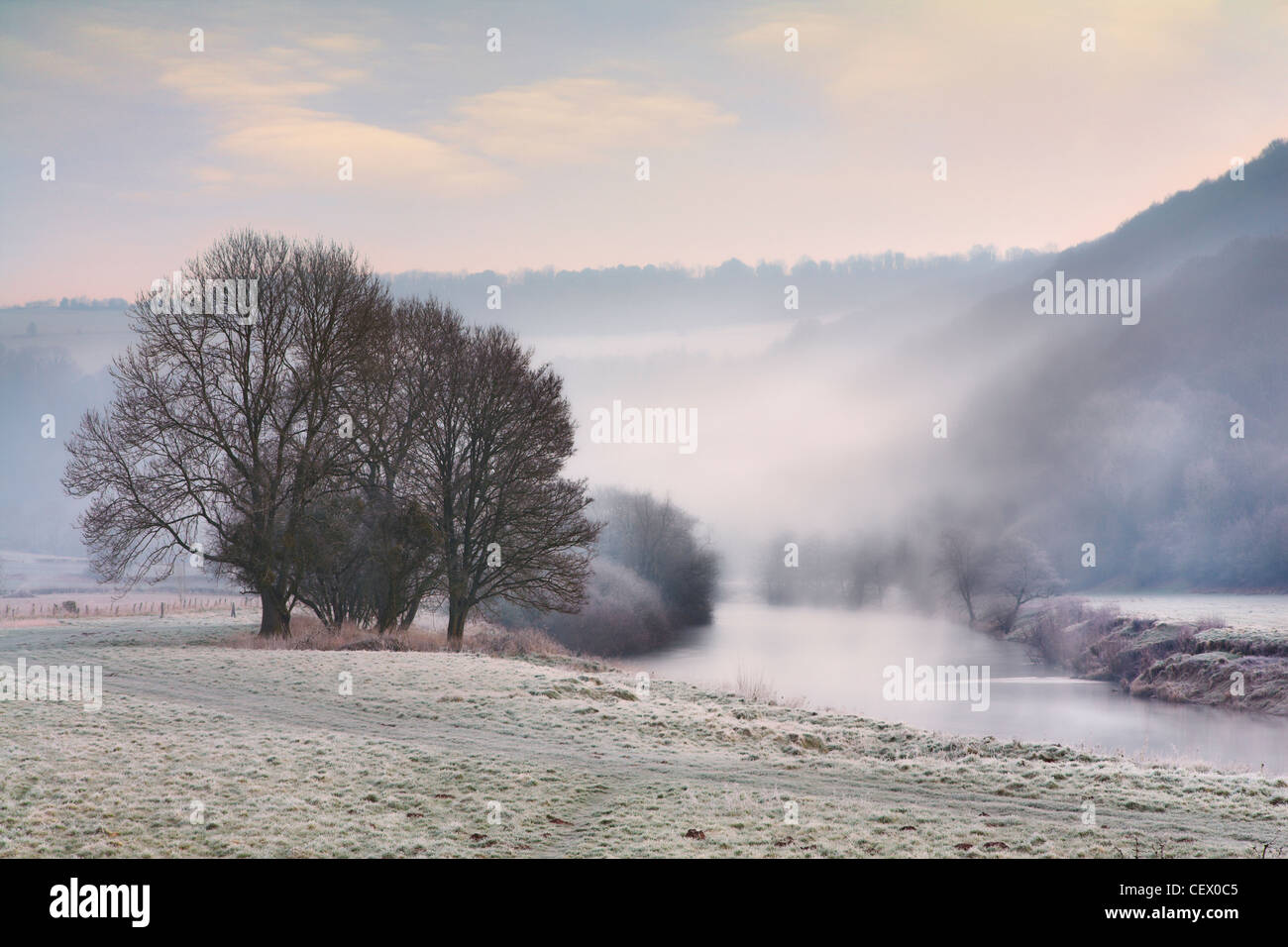 Mist over the river Wye at Bigswier on the Gloucestershire, Monmouthshire border. Stock Photo
