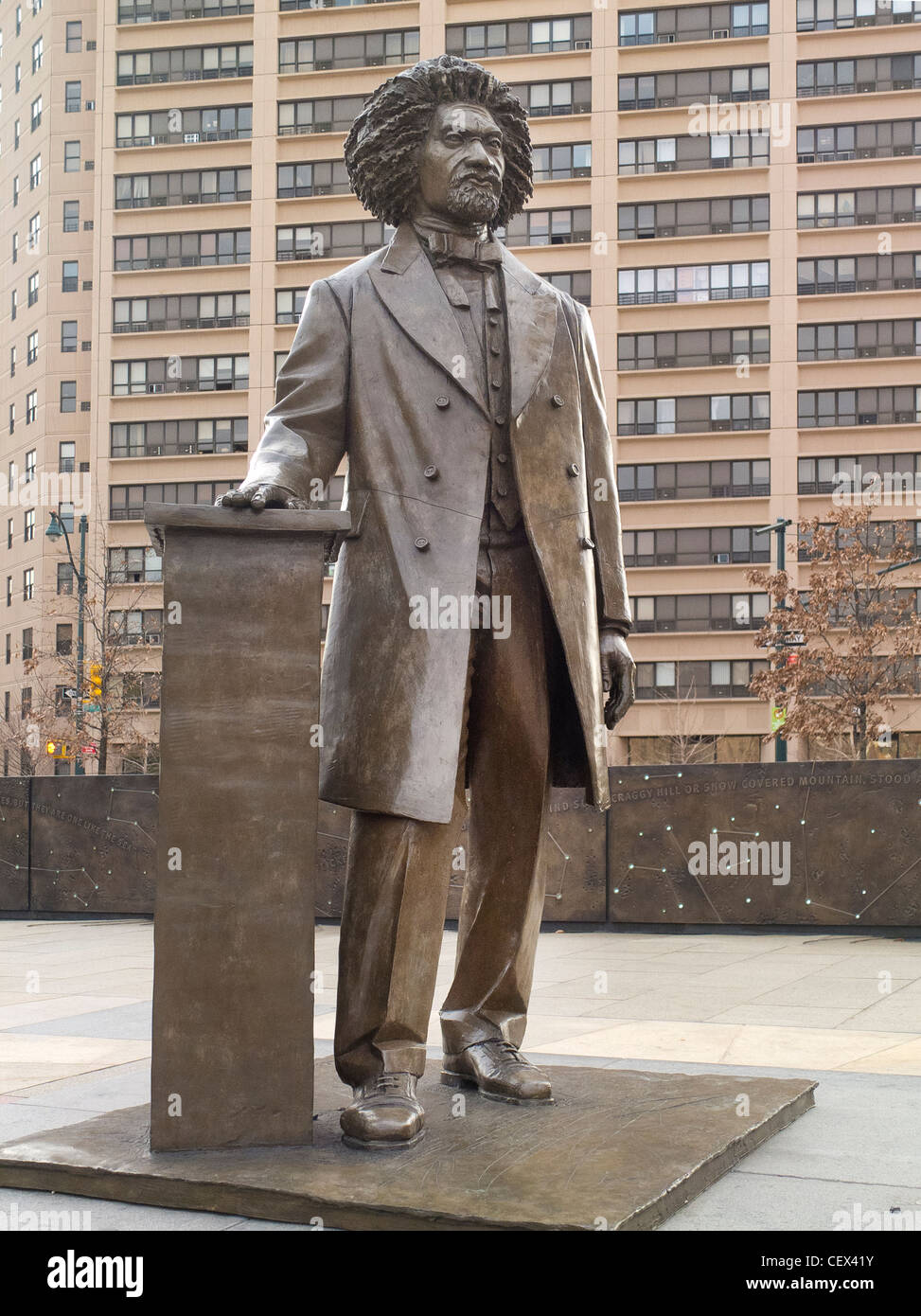 Frederick douglass statue hi-res stock photography and images - Alamy