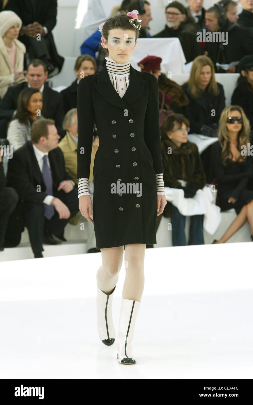 Haute Couture Chanel Spring Summer Paris Brunette female wearing a ...