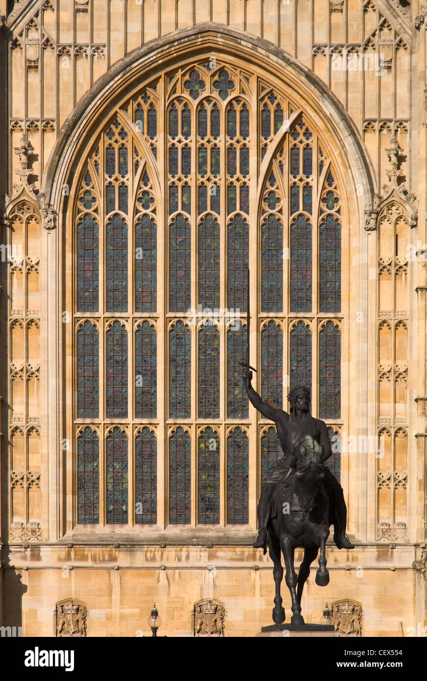 The statue of Richard the Lionheart in front of the Palace of Westminster 3. Stock Photo