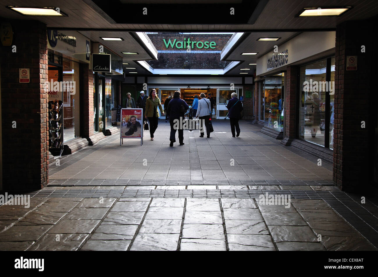 Small shopping centre hi-res stock photography and images - Alamy