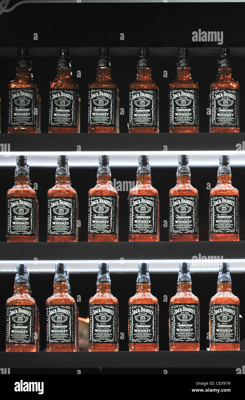 Bottles of Jack Daniel's whiskey in a bar Stock Photo - Alamy