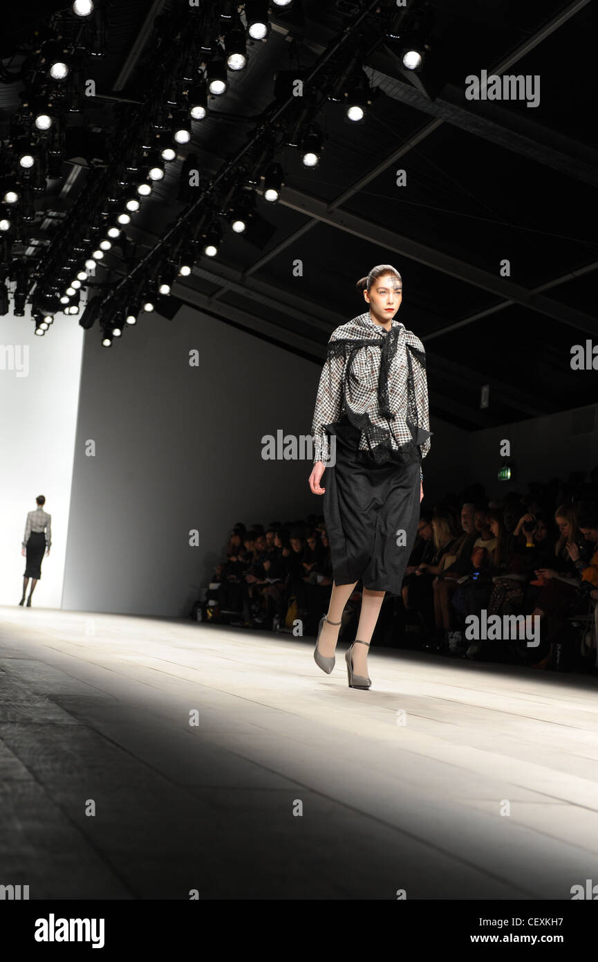 London Fashion Week Runway - Antoni Alison Designer AW 2012/13 at BFC ...