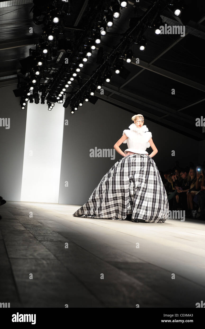 London Fashion Week Runway - Antoni Alison Designer AW 2012/13 at BFC ...