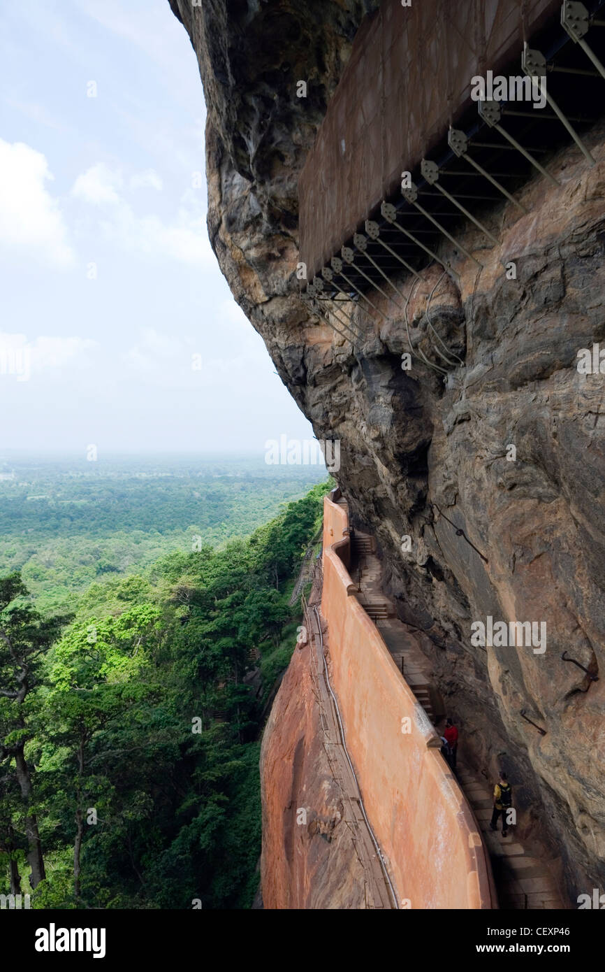 The Mirror wall below the platform used to view the frescoes of women