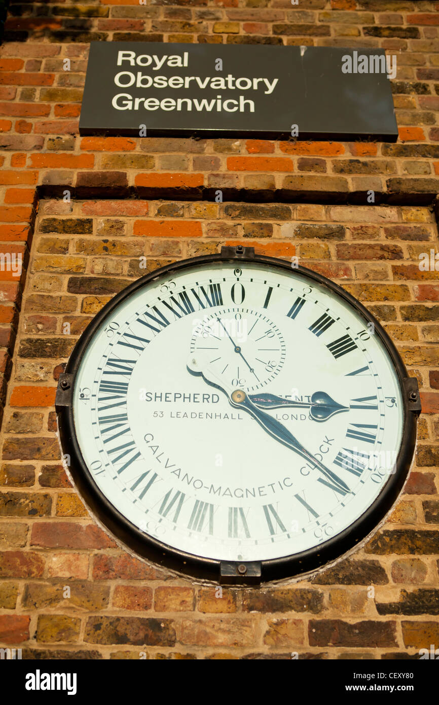 A view of the clock at the Royal Observatory at Greenwich Stock Photo