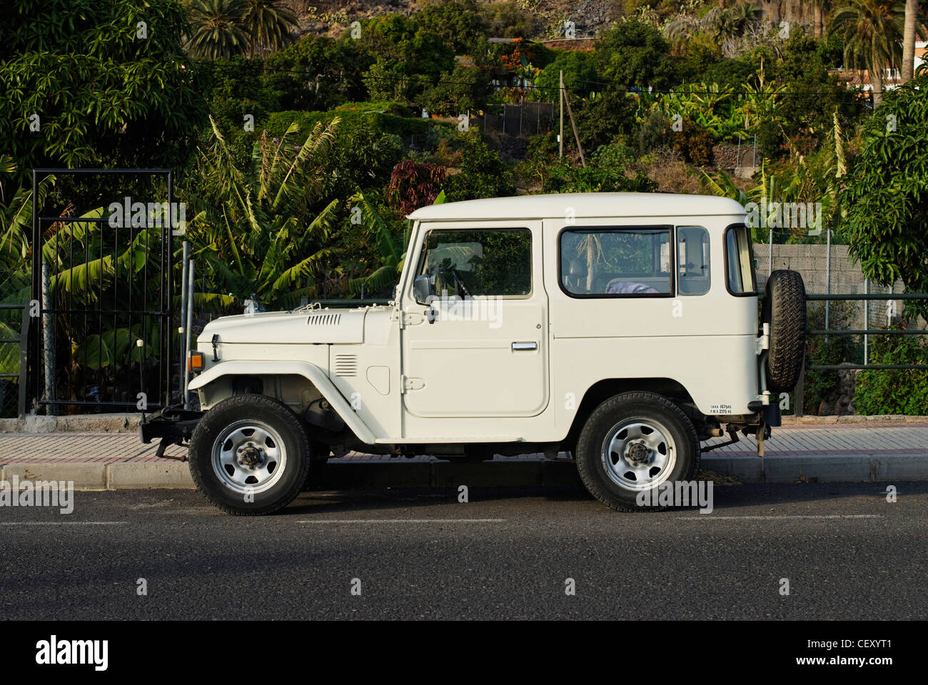 land rover boots price