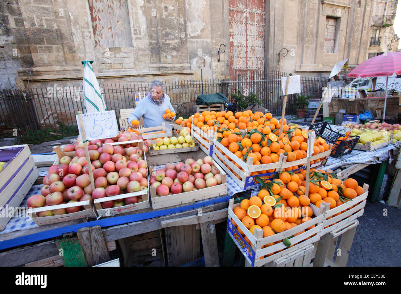 Traditional Ballarò market, Palermo, Italy Stock Photo Alamy