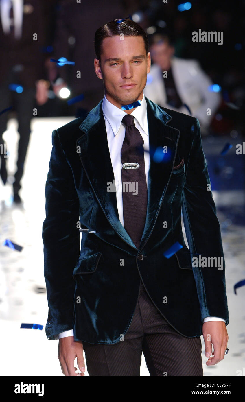 Dolce and Gabbana Milan Menswear Ready to Wear Autumn Winter Side parting hair tie and velvet blazer jacket Stock Photo Alamy