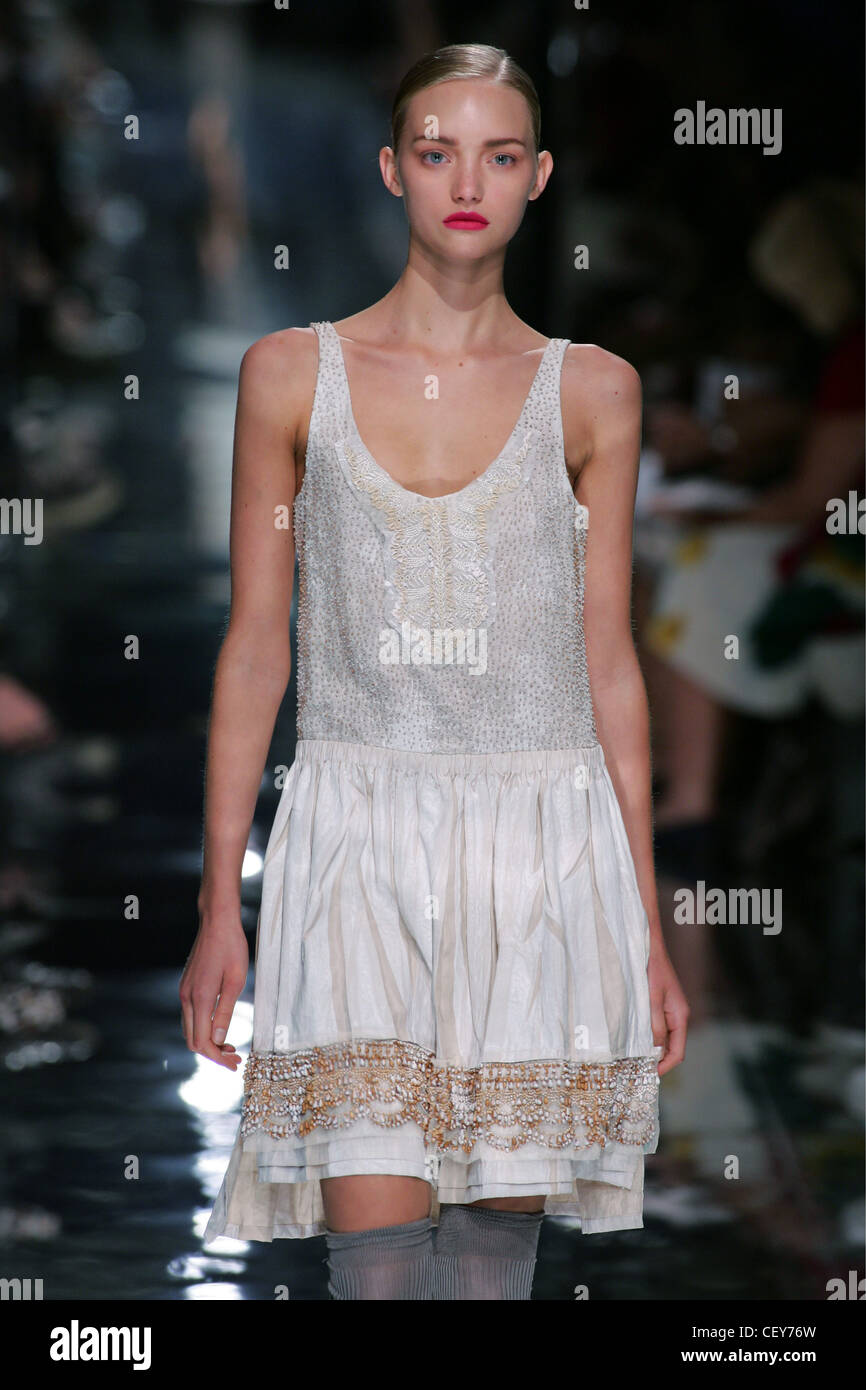 Prada Milan Ready to Wear S S Australian model Gemma Ward sleek hair ...