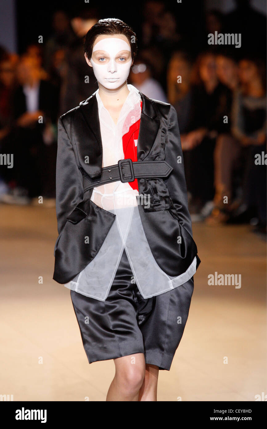 Comme des garcons female hotsell