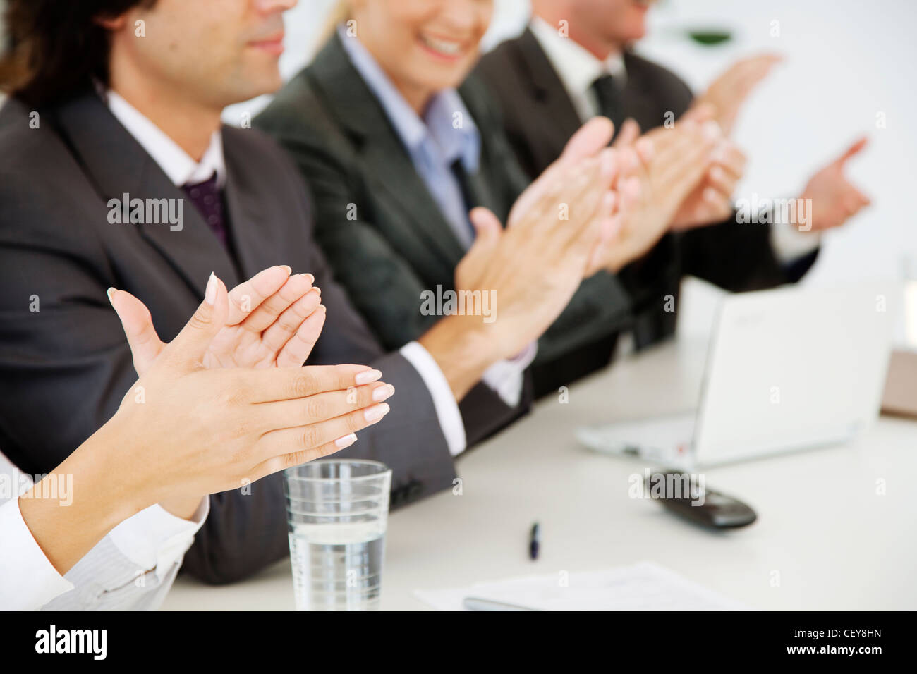 Teamwork success hi-res stock photography and images - Alamy