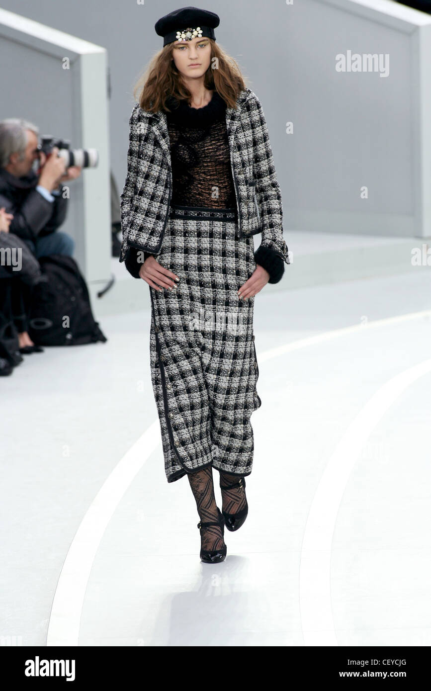 Chanel 60s Suit Nubby Black and White Wool Plaid Altered – THE WAY WE WORE