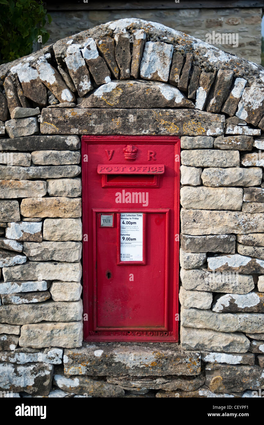 Post Office letter box at Winstone, Gloucestershire Stock Photo Alamy