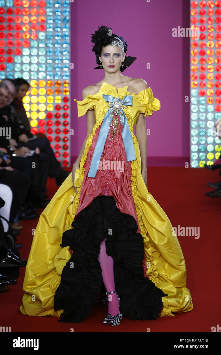 Christian Lacroix Paris Haute Couture Spring Summer Theatrical outfit:  tafetta ruffled brighty coloured diaphanous gown blue Stock Photo - Alamy